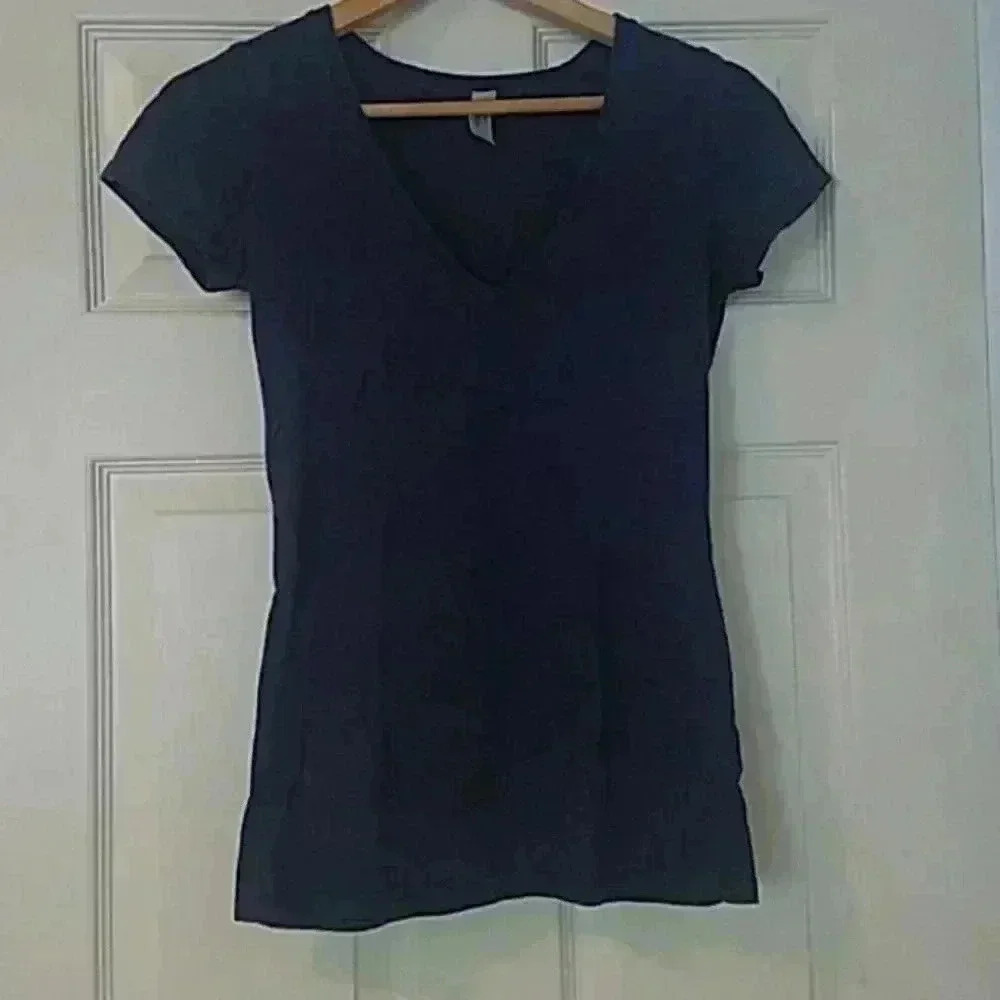 Threads 4 Thought blue cotton v neck tshirt